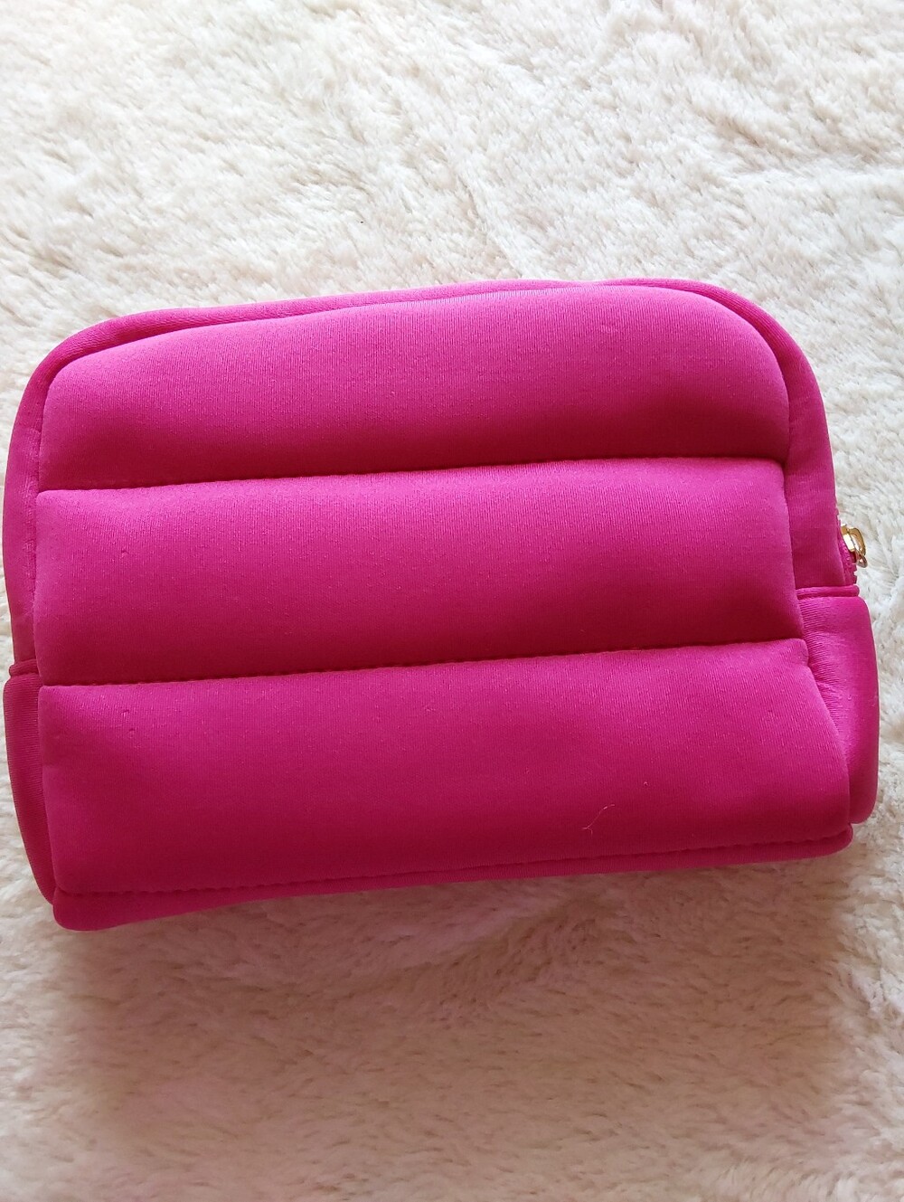 🌺 NWT Sephora Quilted Hot Pink Cosmetic Travel Bag with Perfume Samplers - Picture 4 of 9